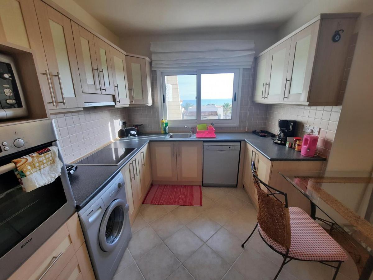 Sunrise Beach Suite B7 Gastria Buitenkant foto